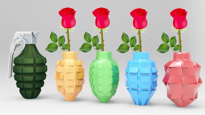 From grenade to vase #instagram #3d #3darcwest #3dprinting #3dprints #3dprinted #3dmodeling #3dmodel #vase #3dprint #3dprinter #3dmodeling #3dmodel #paix #yvelines #peace #artistsoninstagram #instapic #instaimage #instapicture #picoftheday…